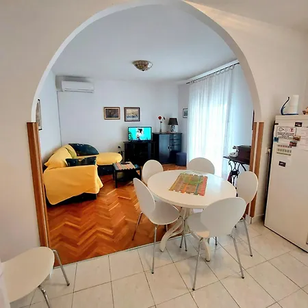 Buble Summer House Rab Town