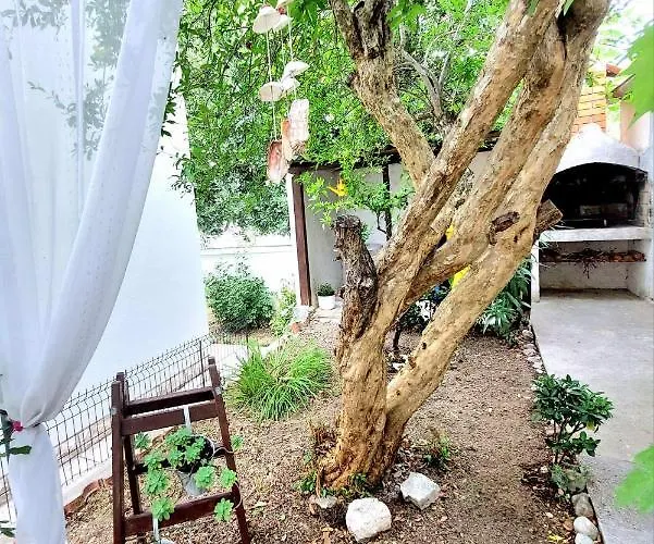 Buble Summer House Rab Town