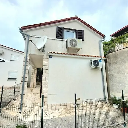 Buble Summer House *